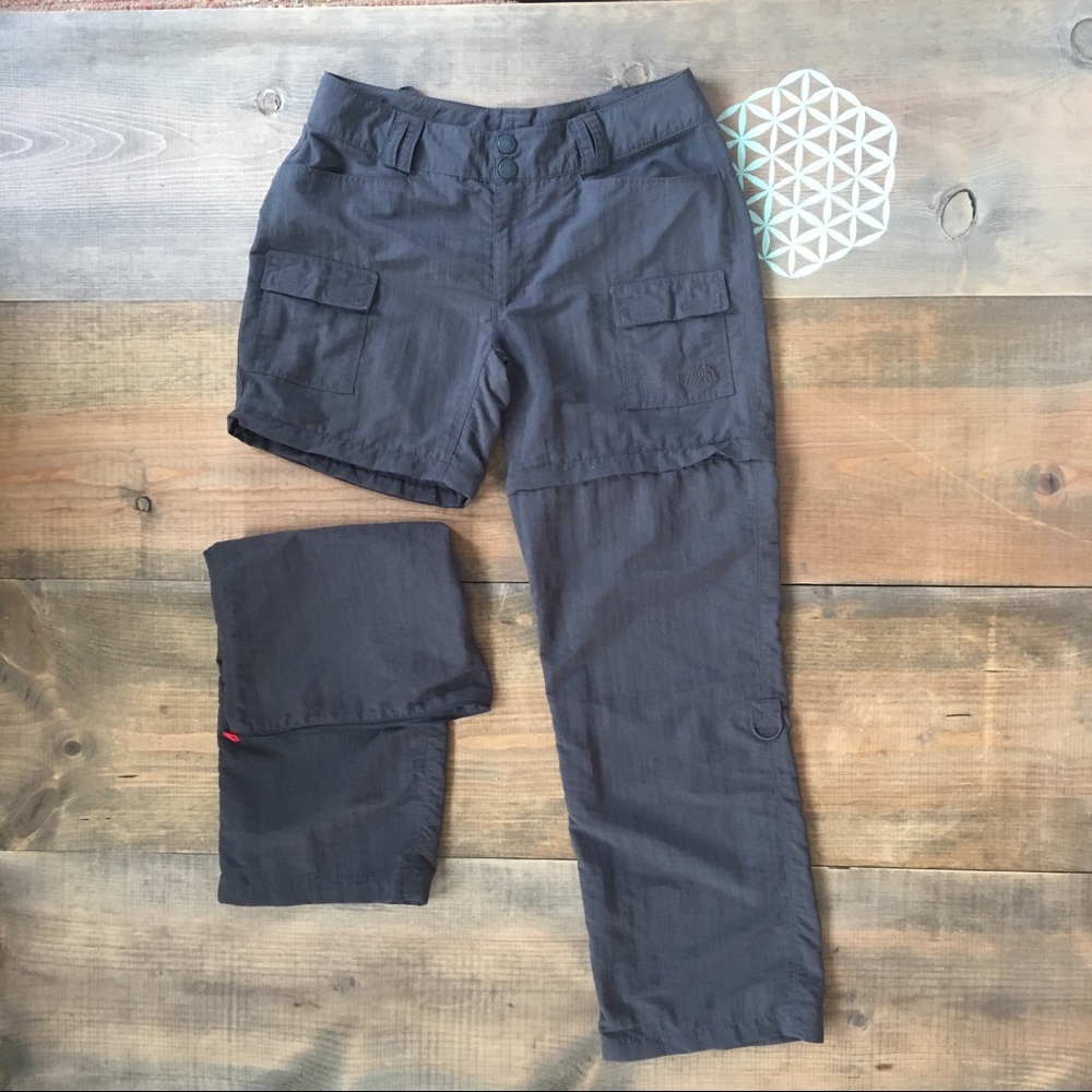 The North Face Convertible Pant Black. Size 8S
